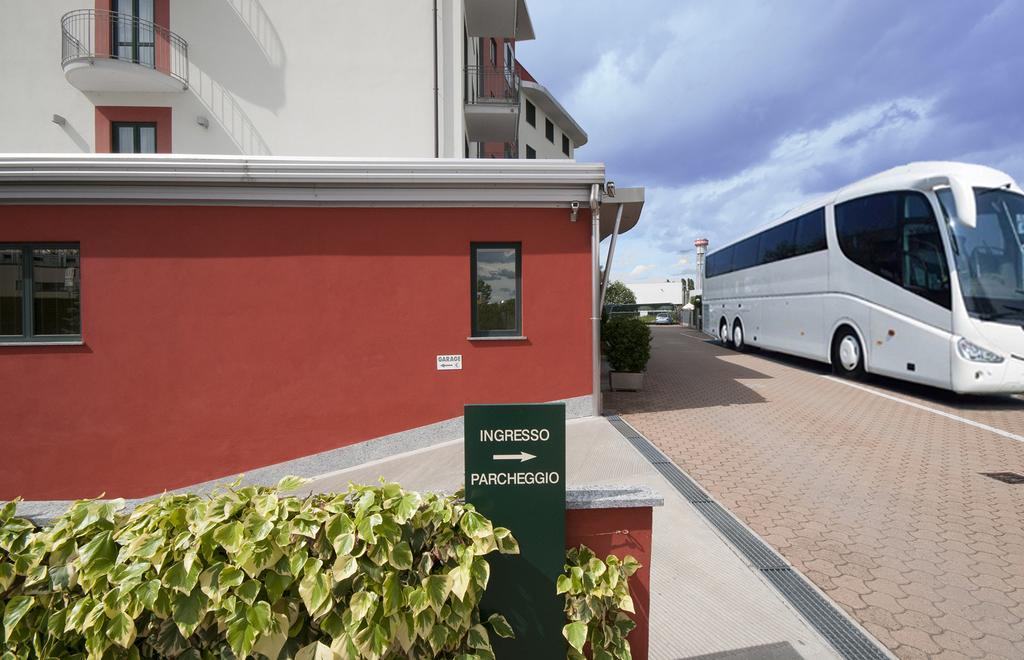 Hotel Brindor Poirino Dış mekan fotoğraf